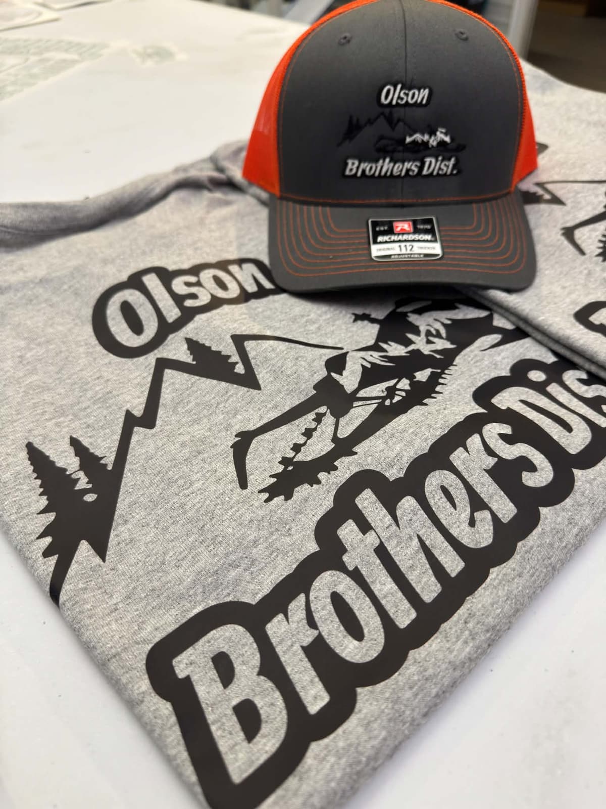 Olson Brothers Dist, photo 3